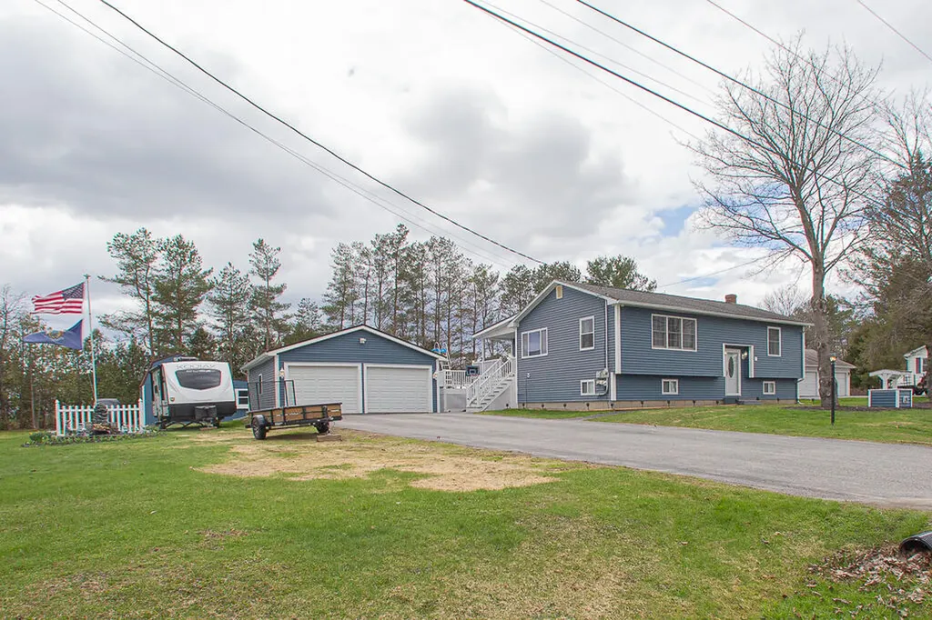 18 Andrea Avenue Benton ME 04901