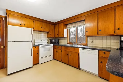176 Fairfield Street Oakland ME 04963