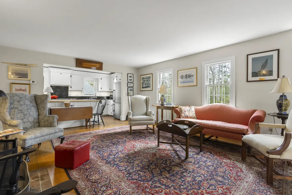 49 Tukey Lane Bristol ME 04541