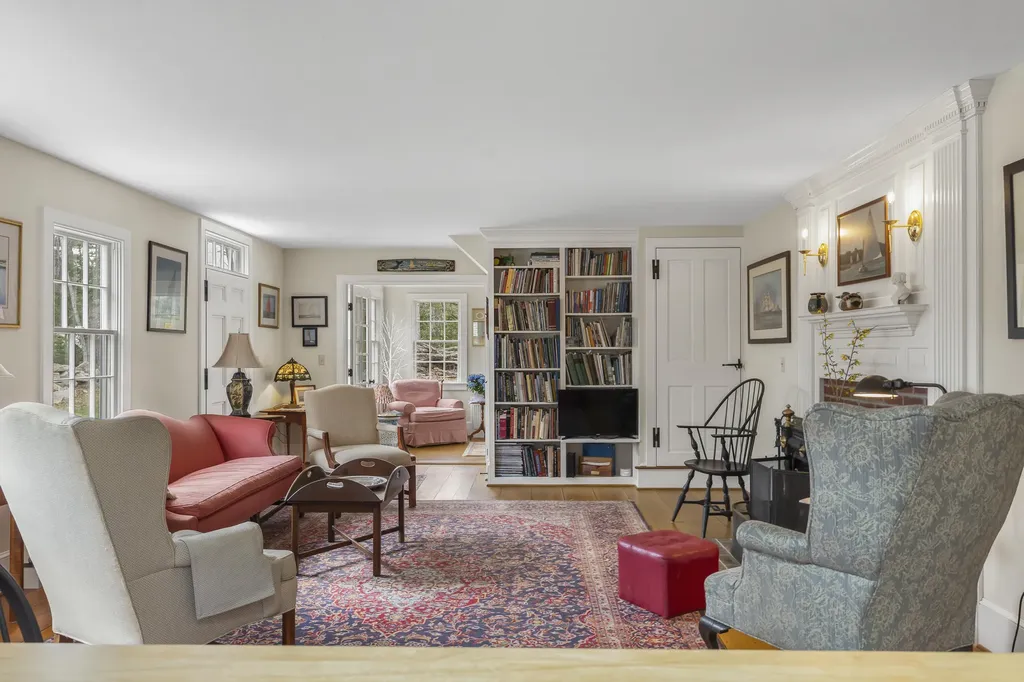 49 Tukey Lane Bristol ME 04541