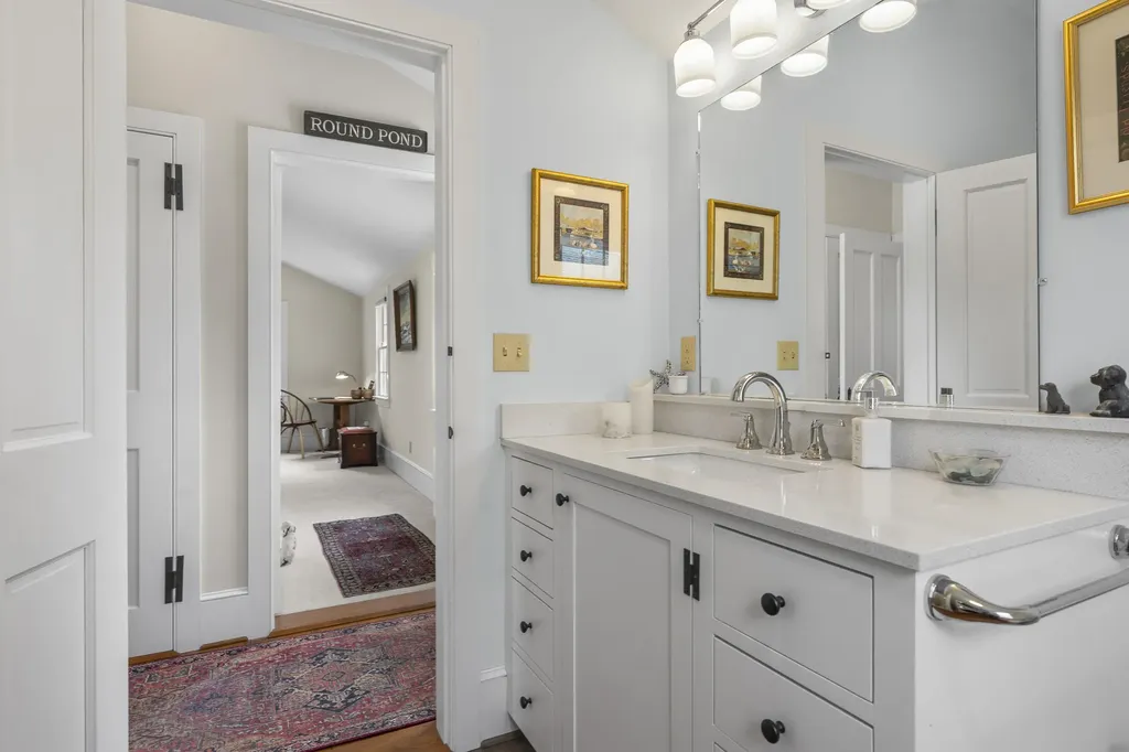 49 Tukey Lane Bristol ME 04541