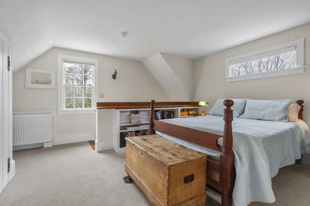 49 Tukey Lane Bristol ME 04541