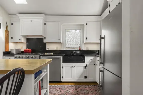 49 Tukey Lane Bristol ME 04541
