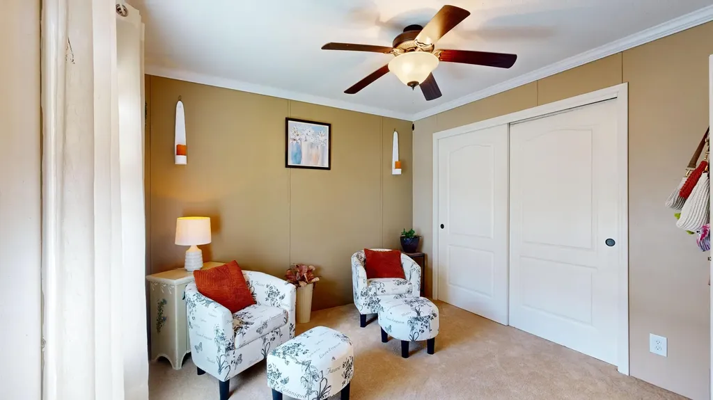 5 Parkview Lane Lewiston ME 04240