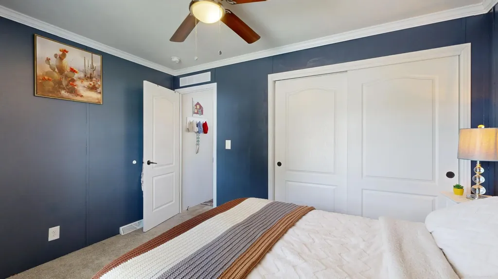 5 Parkview Lane Lewiston ME 04240