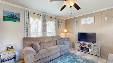5 Parkview Lane Lewiston ME 04240