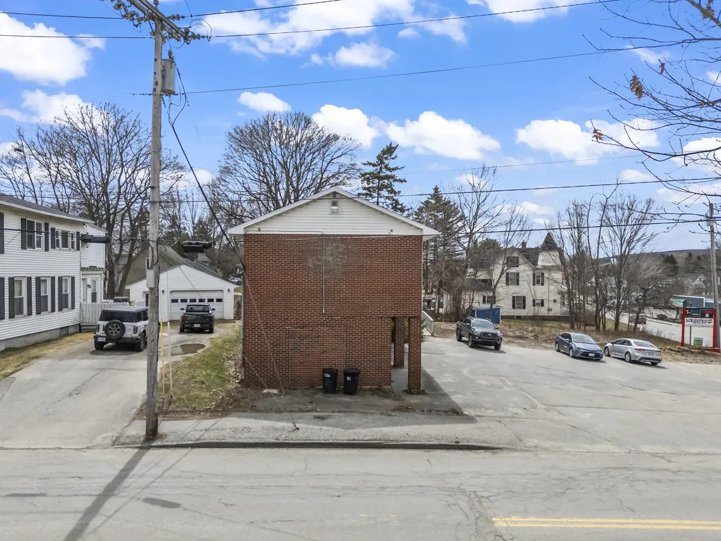 59 Bangor Street Augusta ME 04330