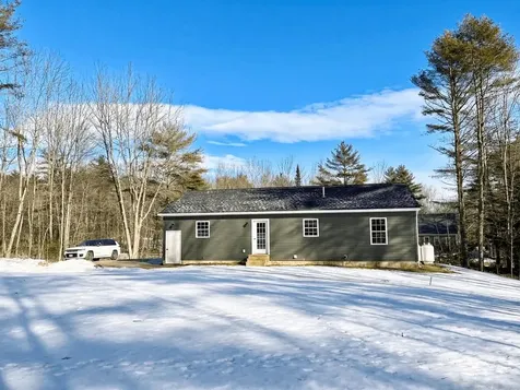 35 Moosehead Lane Whitefield ME 04353