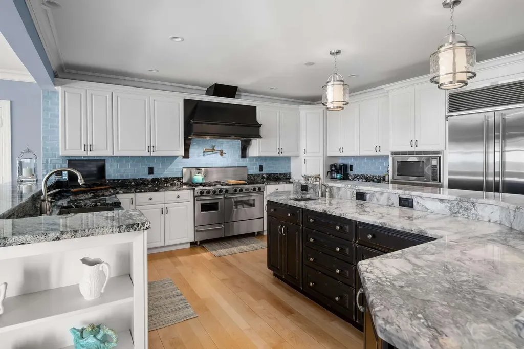 1 Cove Road York ME 03902