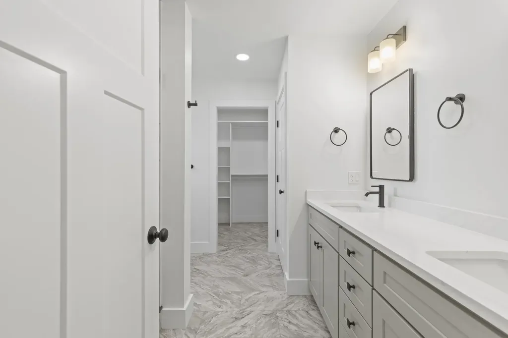 177 Old Orchard Road Buxton ME 04093