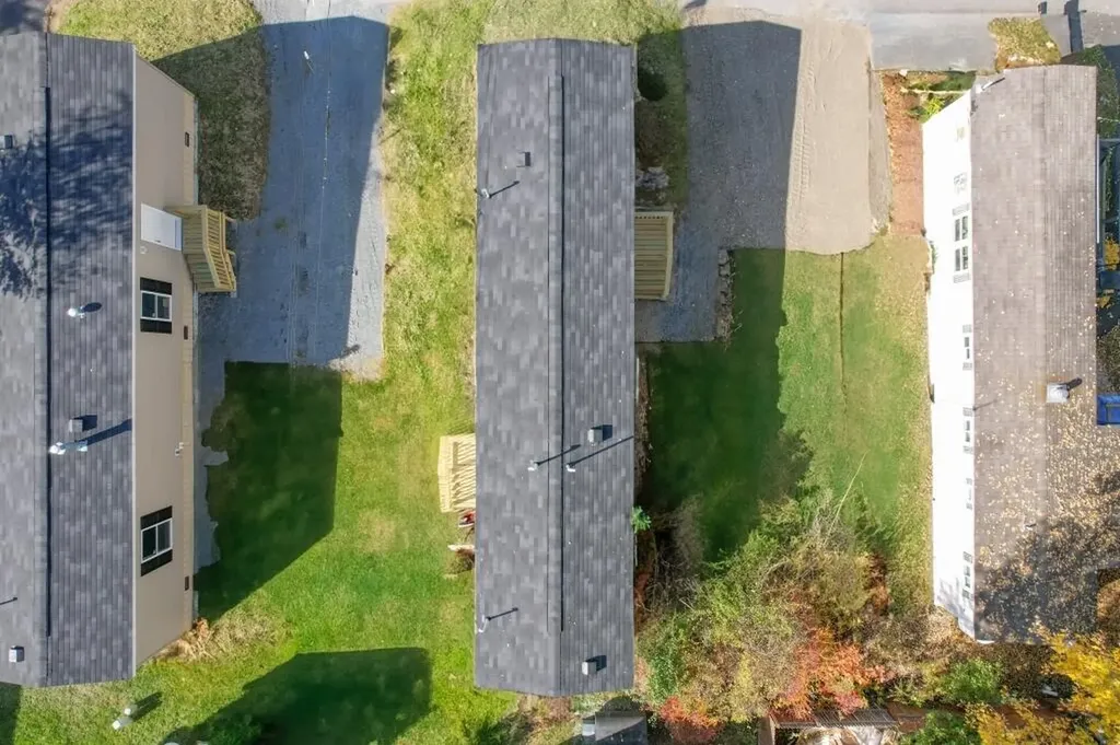 16 Shadow Lane Holden ME 04429