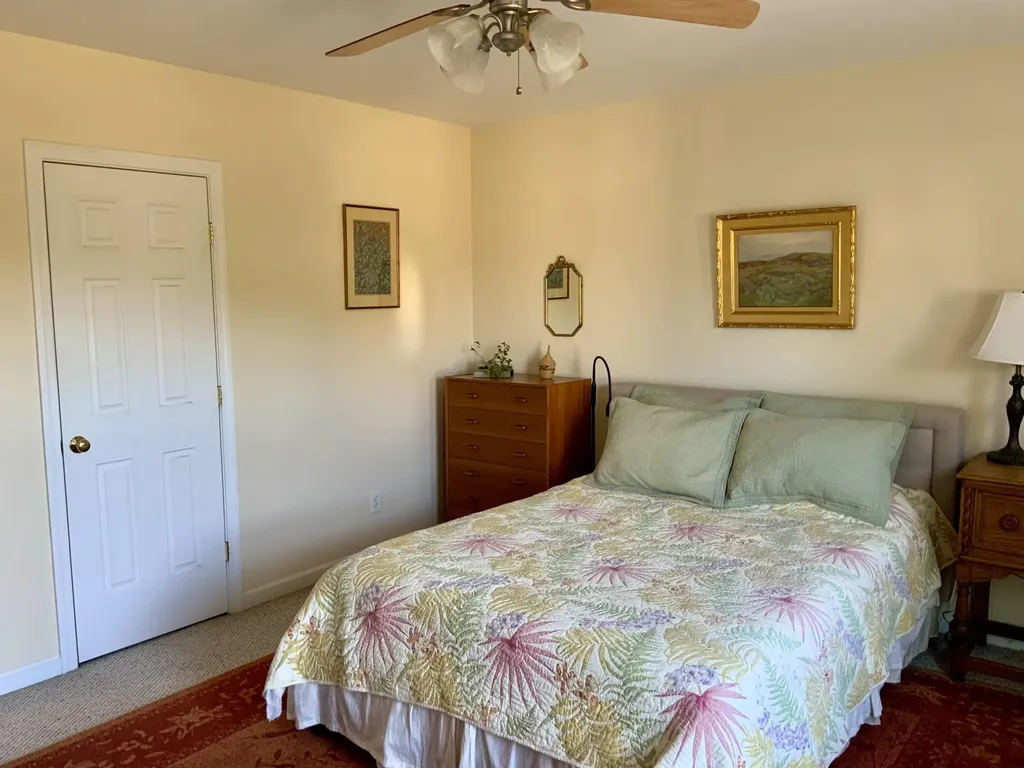 15 Edgefield Lane Brunswick ME 04011