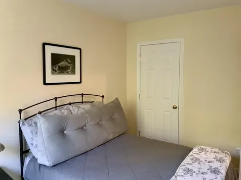 15 Edgefield Lane Brunswick ME 04011