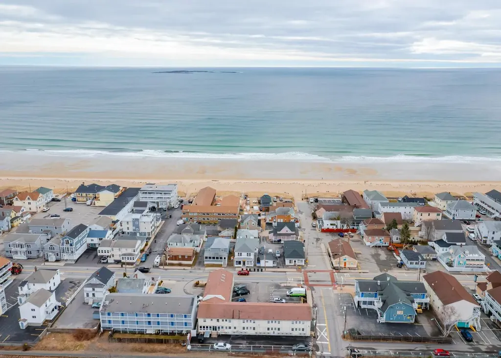 78 E Grand Avenue Old Orchard Beach ME 04064