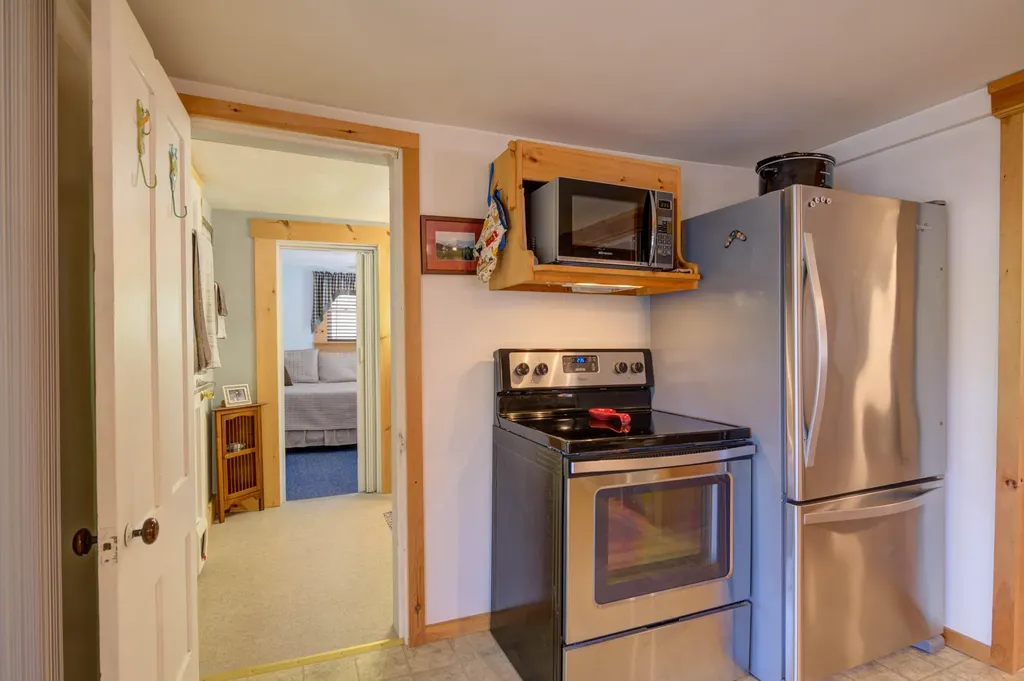 961 N High Street Bridgton ME 04009