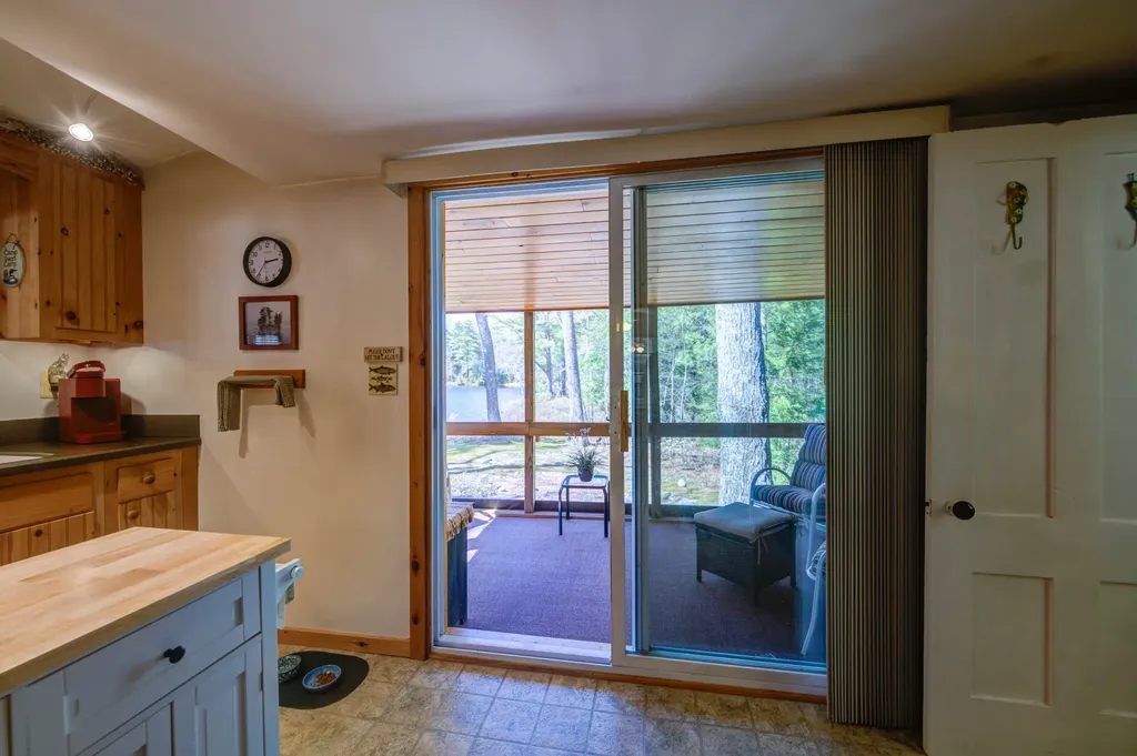 961 N High Street Bridgton ME 04009
