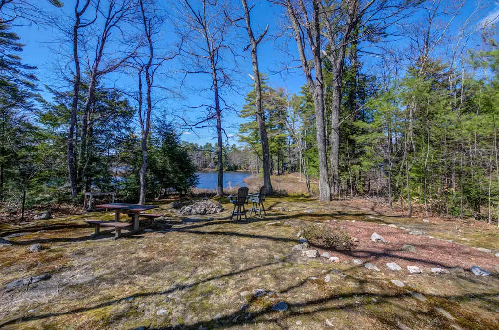 961 N High Street Bridgton ME 04009