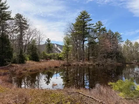 961 N High Street Bridgton ME 04009