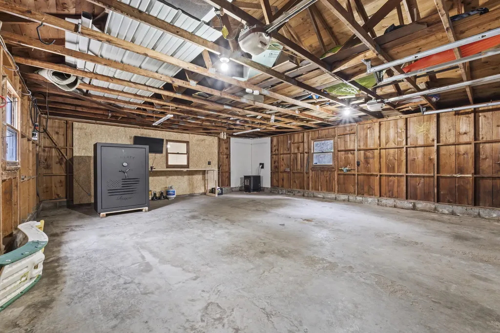 133 Main Street Sumner ME 04292