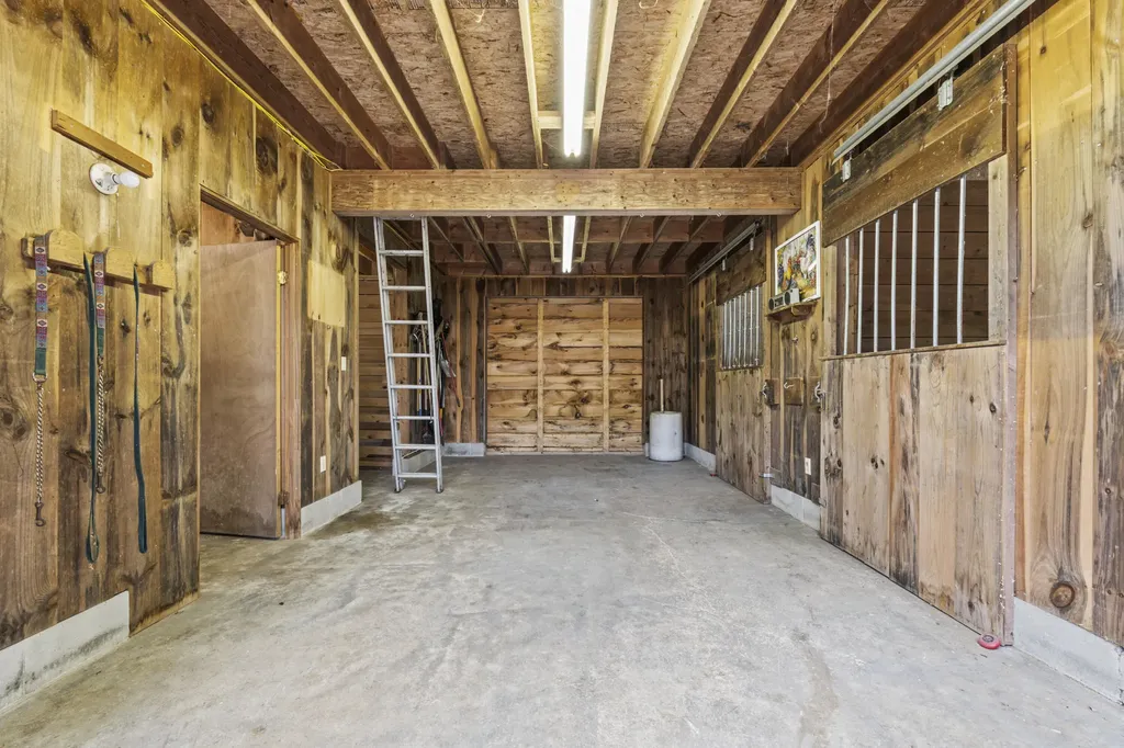 133 Main Street Sumner ME 04292