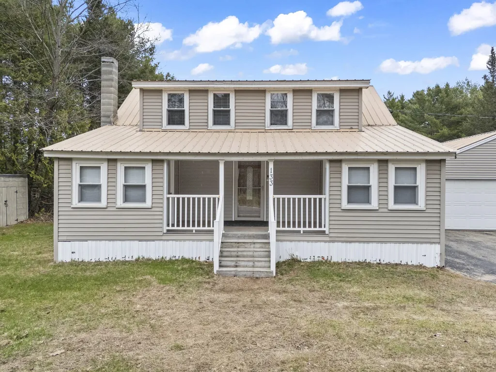 133 Main Street Sumner ME 04292