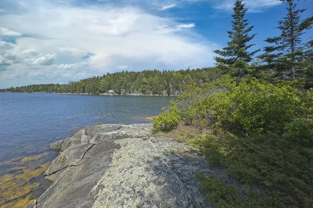 L73M217 N. Kallio Cove Road Saint George ME 04860