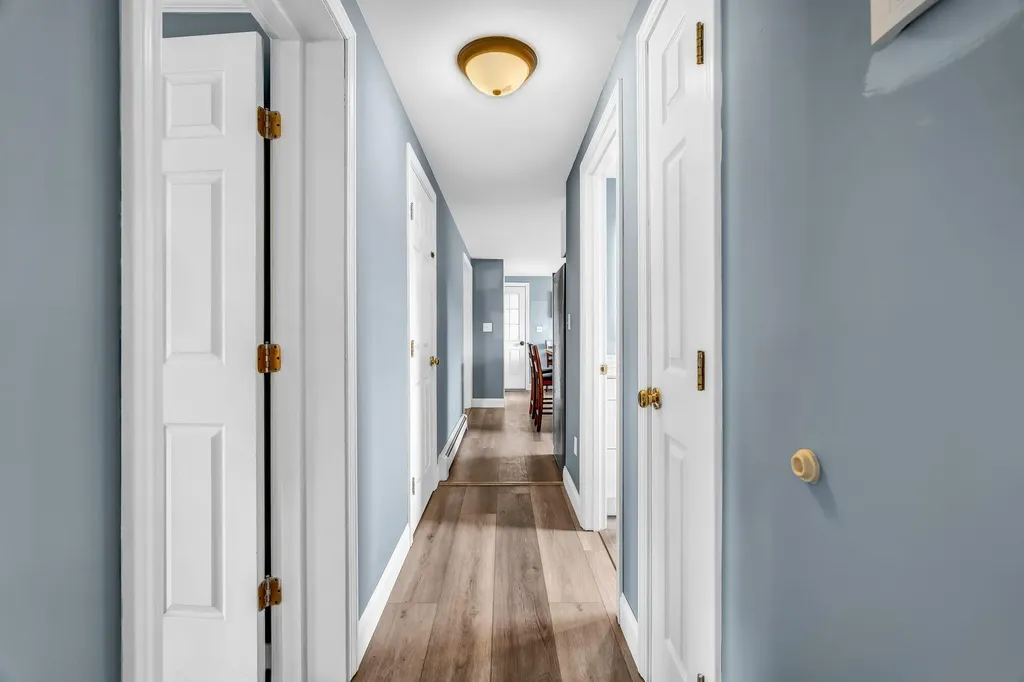 8 Meadow Way Rockland ME 04841