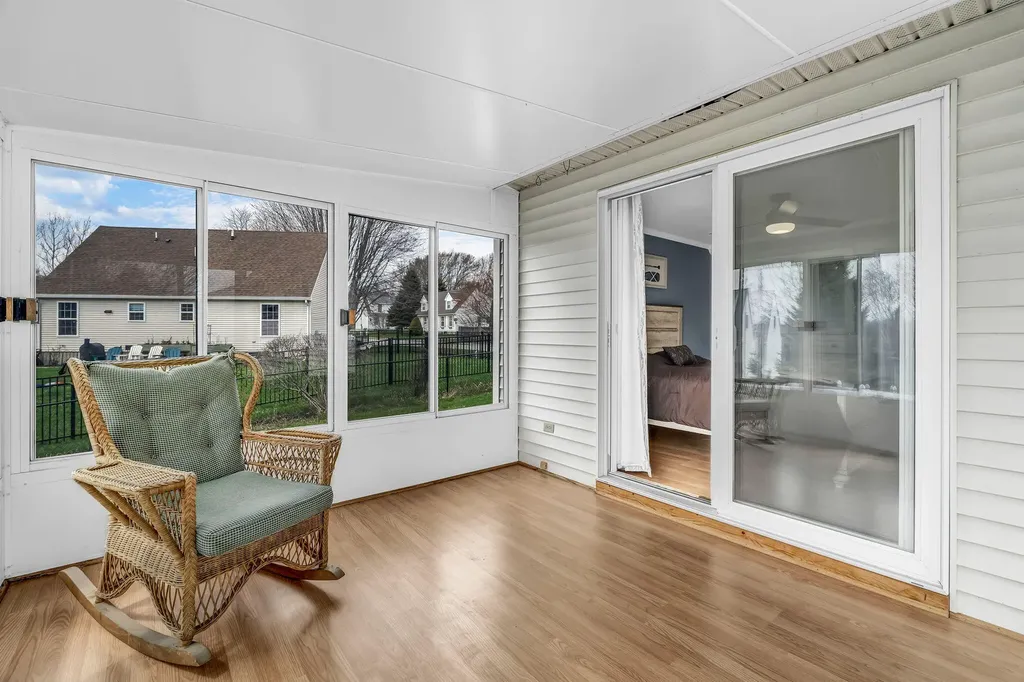 8 Meadow Way Rockland ME 04841