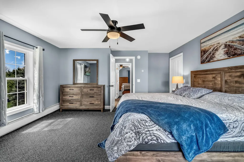 8 Meadow Way Rockland ME 04841