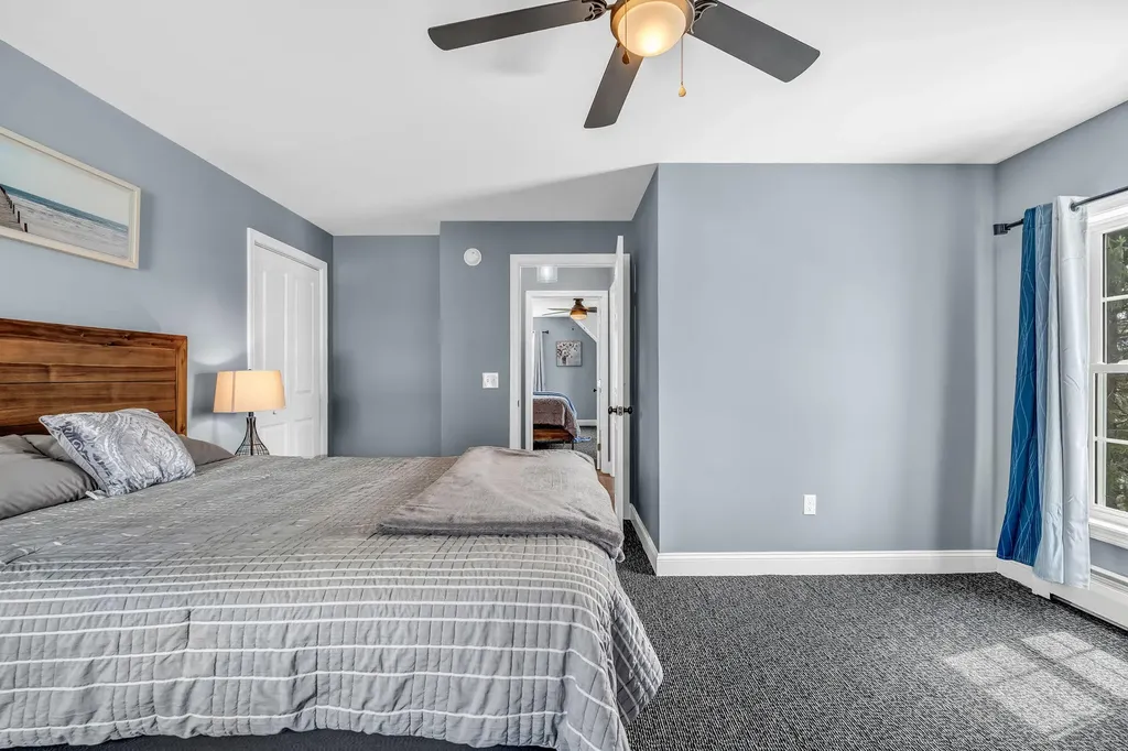 8 Meadow Way Rockland ME 04841