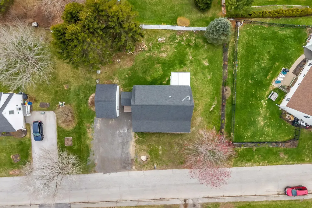 8 Meadow Way Rockland ME 04841