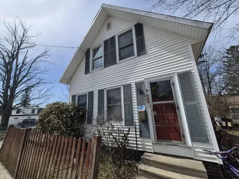 27 Royal Street Winthrop ME 04364