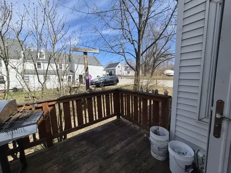 27 Royal Street Winthrop ME 04364