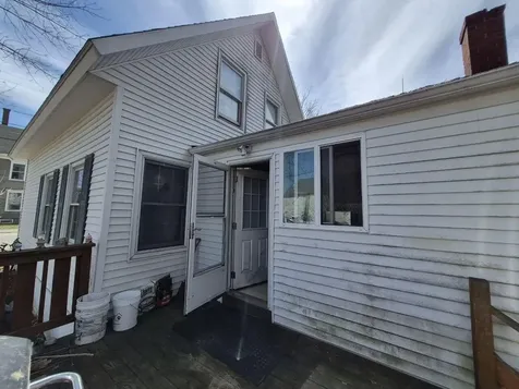 27 Royal Street Winthrop ME 04364