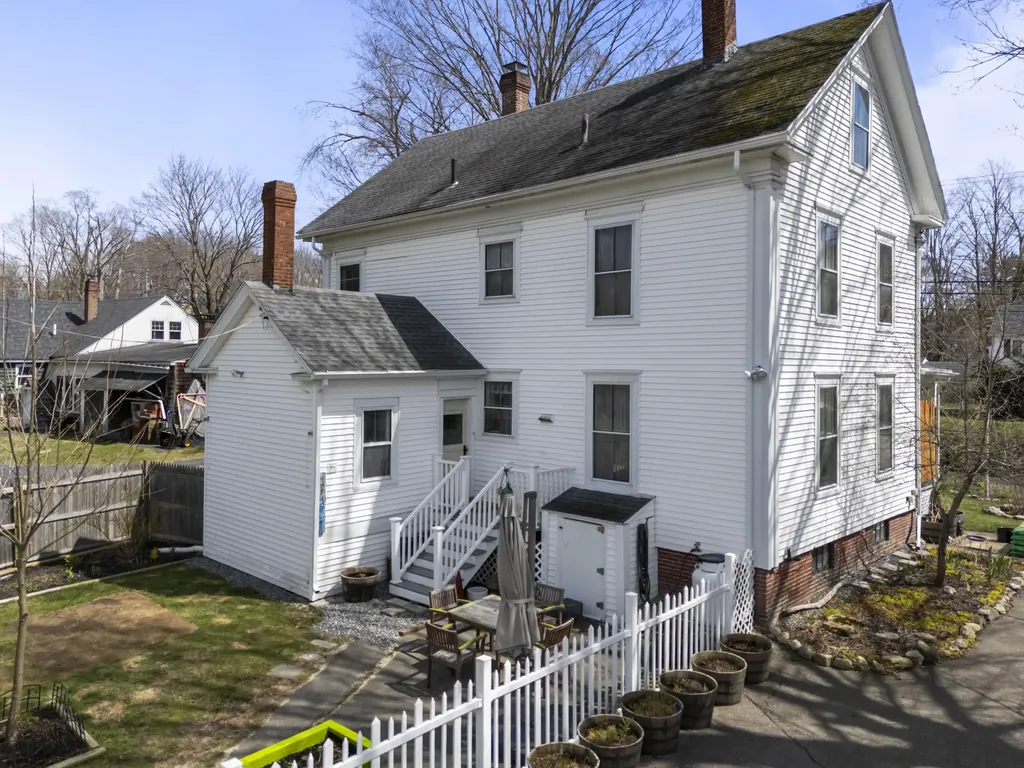169 Portland Street South Berwick ME 03908