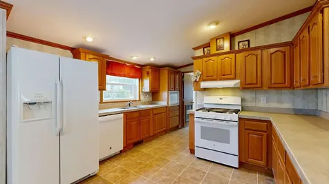 13 Evergreen Road Lewiston ME 04240