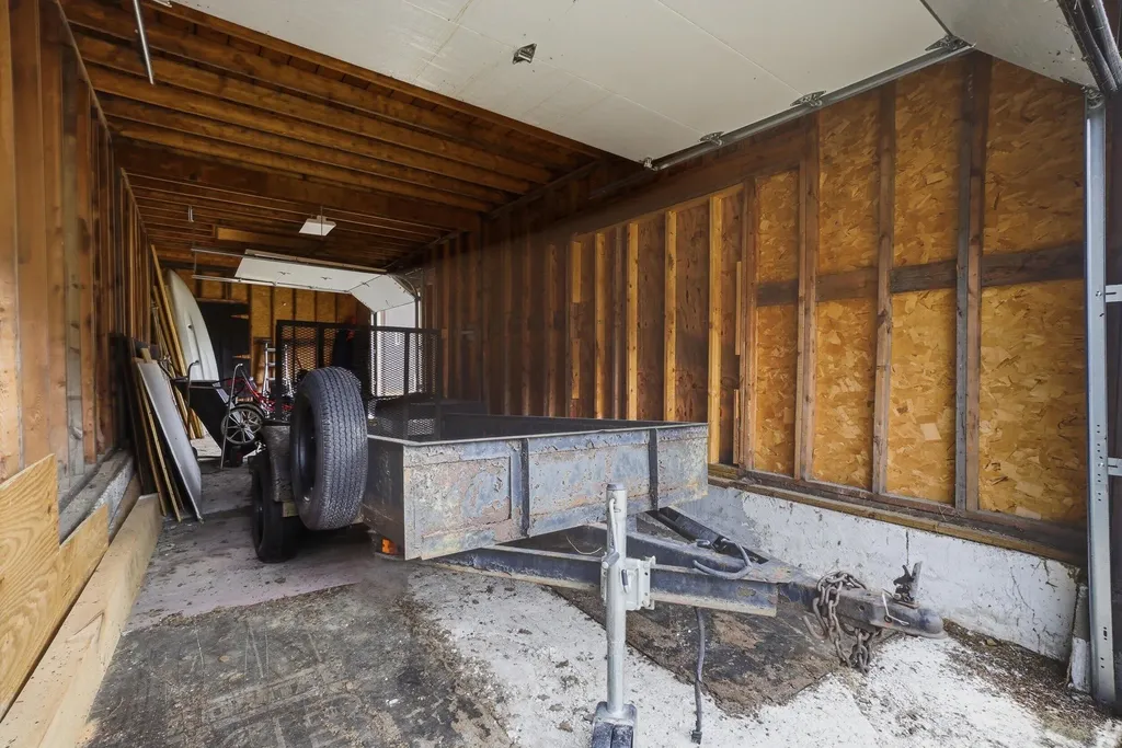 16 Middle Smith Pond Road T3 Indian Purchase Twp ME 04462