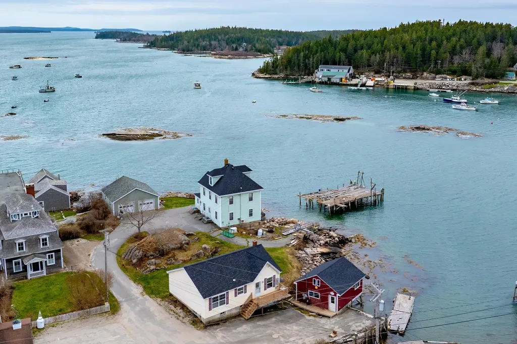 3 Andy's Road Stonington ME 04681
