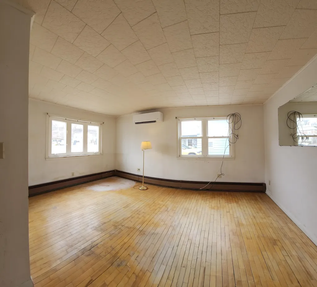 499 Aroostook Avenue Millinocket ME 04462