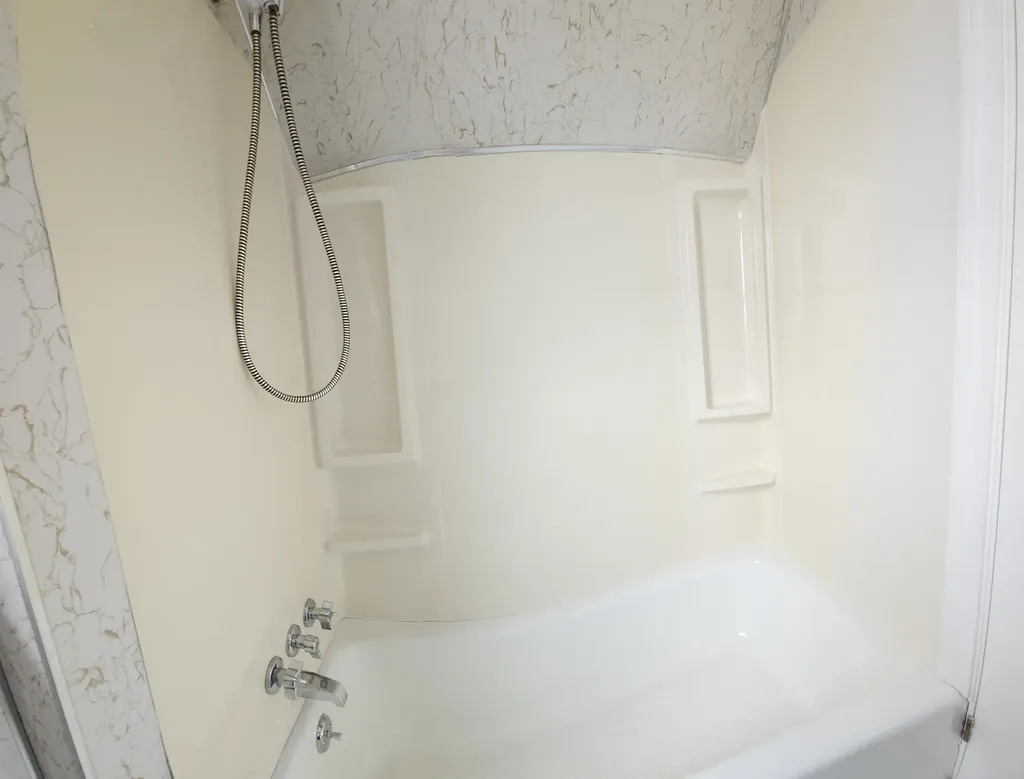499 Aroostook Avenue Millinocket ME 04462