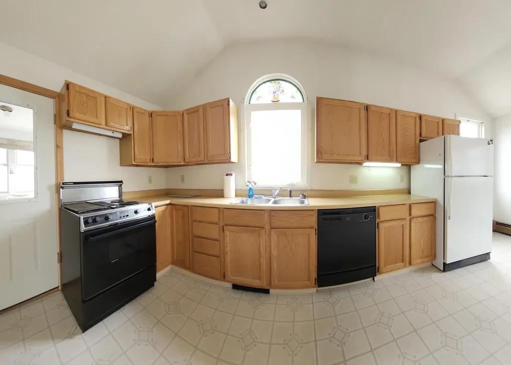499 Aroostook Avenue Millinocket ME 04462