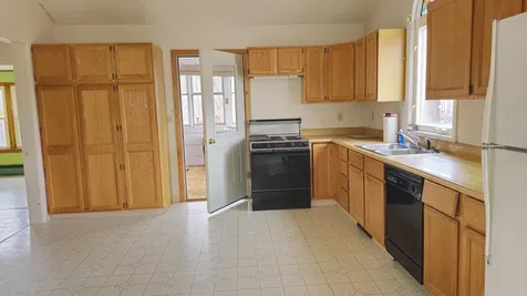 499 Aroostook Avenue Millinocket ME 04462