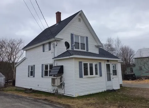 499 Aroostook Avenue Millinocket ME 04462