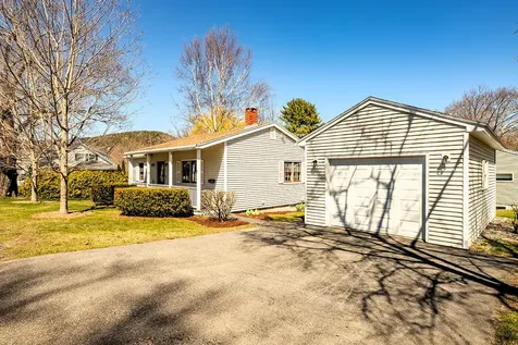 5 Rawson Avenue Camden ME 04843