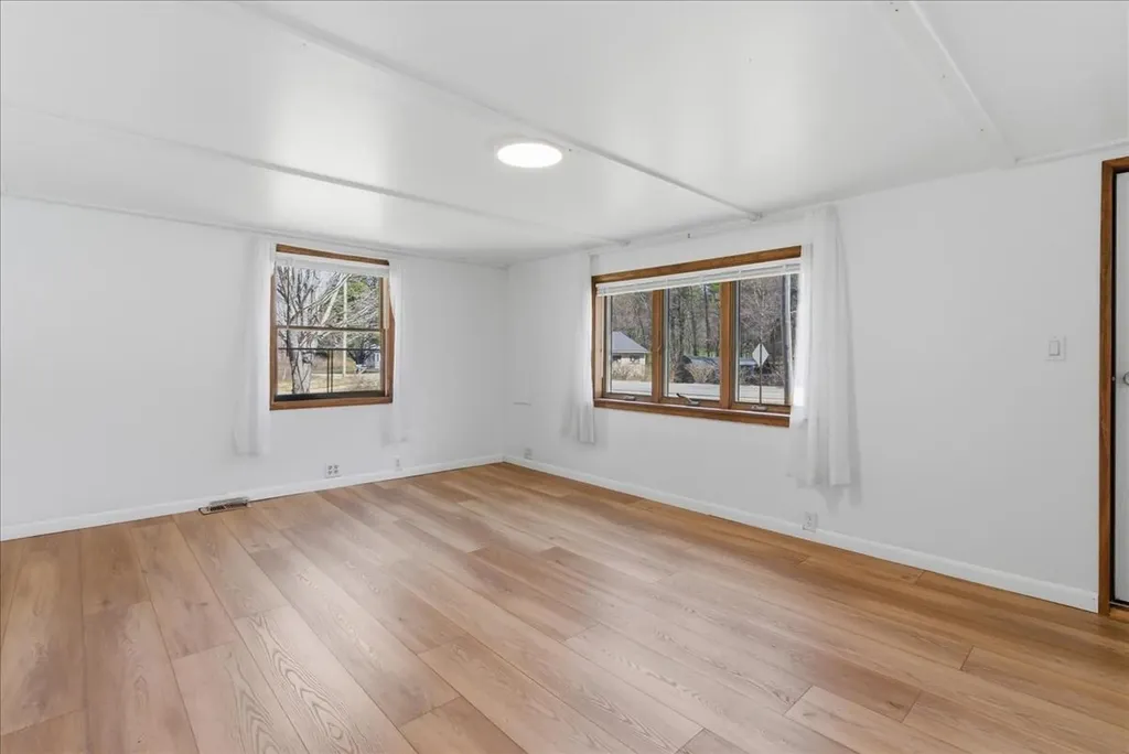 304 Hardscrabble Road Poland ME 04274