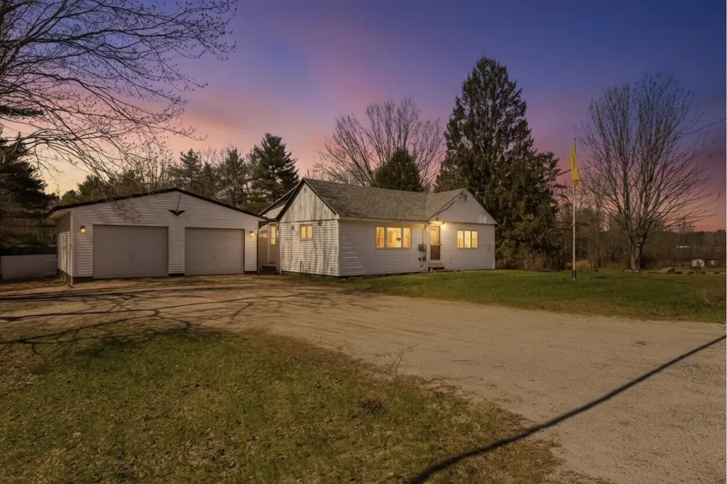 304 Hardscrabble Road Poland ME 04274