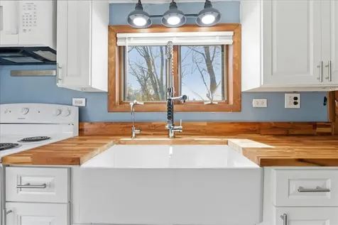 304 Hardscrabble Road Poland ME 04274