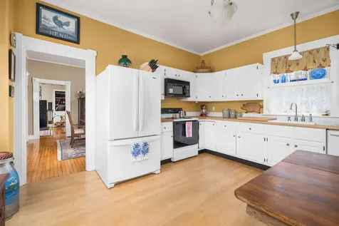 88 York Street York ME 03909