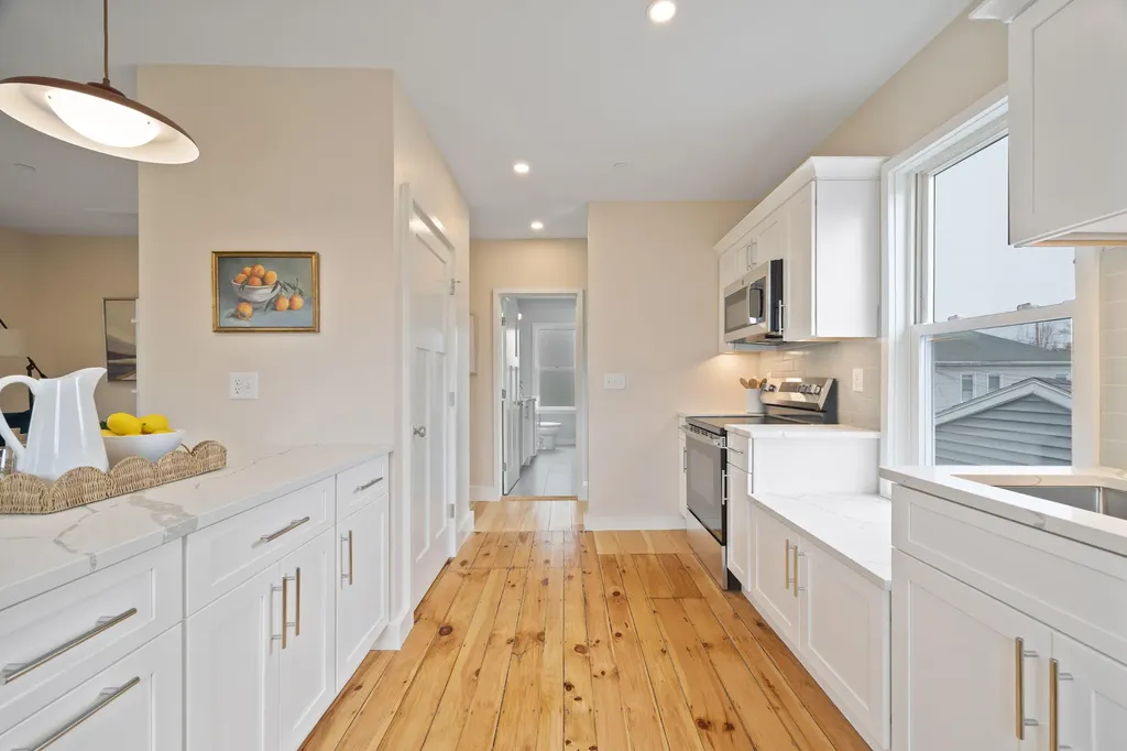 10 Galvin Street Portland ME 04103