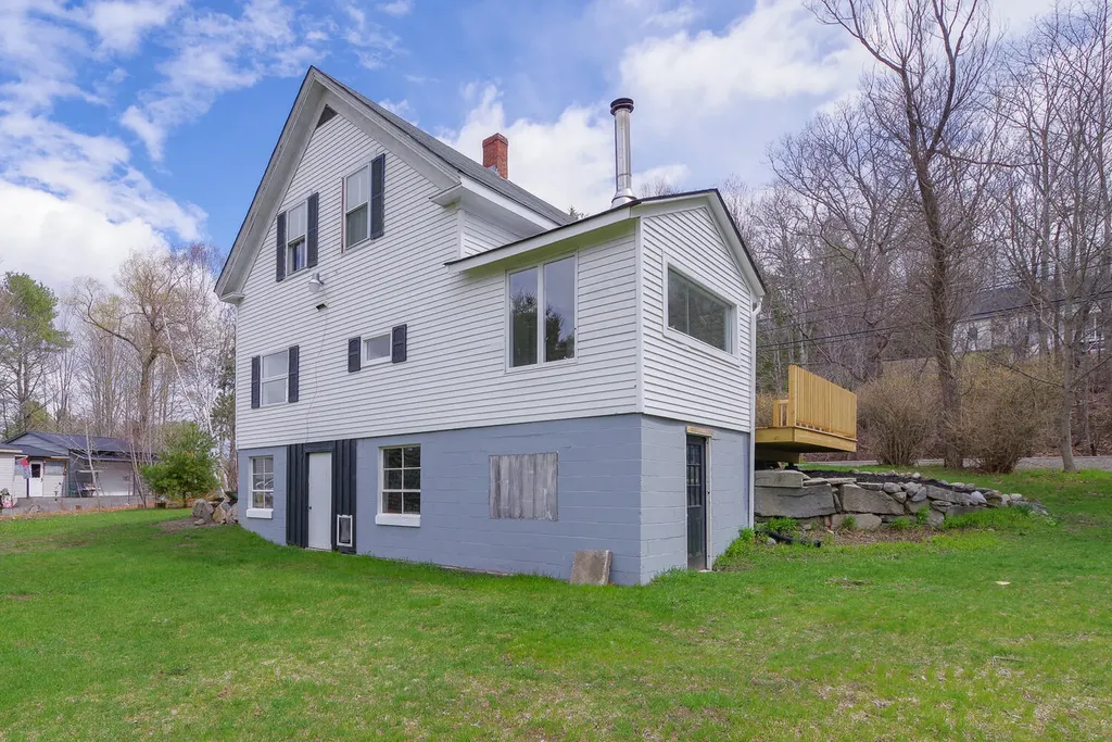 1216 Main Street Waldoboro ME 04572